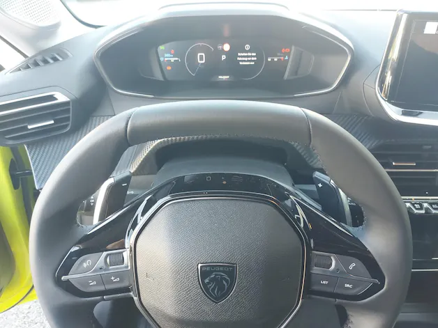 Peugeot 208 1.2 Hybrid Allure Premium