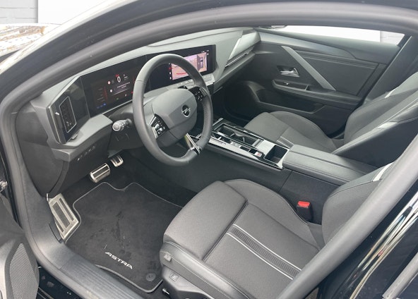 Vehicle image 5 Vehicle image 5