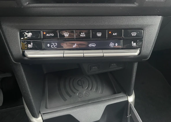 Fahrzeugbild 10 Fahrzeugbild 10