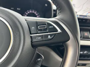 Suzuki Swift 1.2 Sakura Hybrid