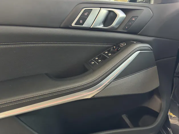 BMW X5 M50i xDrive
