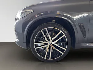 BMW X5 M50i xDrive