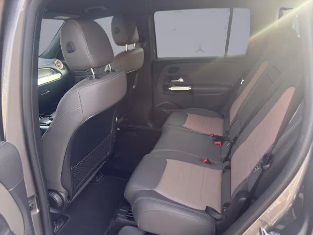 Mercedes-Benz EQB 300 Electric Art Line 4matic