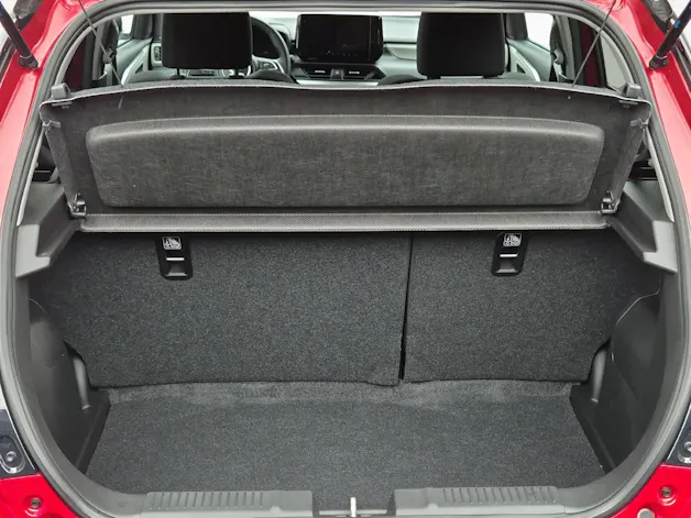 Suzuki Swift 1.2 Sakura Top Hybrid 4x4 - ab 1.99% Leasing