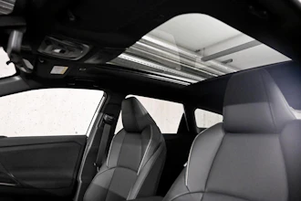 https://vehicle.imgix.net/4169398/23847ad7-0072-4e5c-8f14-1b3ef9048c98.jpg