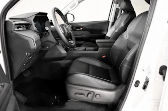 https://vehicle.imgix.net/4169404/085f150c-17f5-4005-9e33-85221ec8665b.jpg
