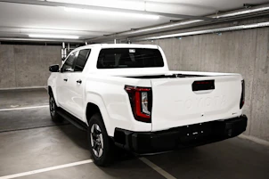 image du véhicule TOYOTA Hilux Double Cab.-Pick-up 59KWh Style