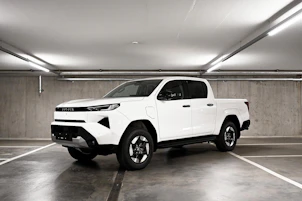 image du véhicule TOYOTA Hilux Double Cab.-Pick-up 59KWh Style