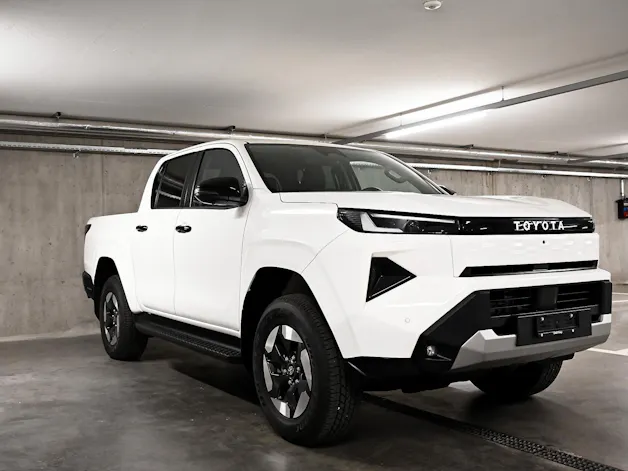 Toyota Hilux Double Cab.-Pick-up 59KWh Style