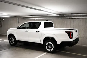 Toyota Hilux Double Cab.-Pick-up 59KWh Style