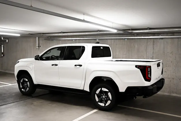 Toyota Hilux Double Cab.-Pick-up 59KWh Style