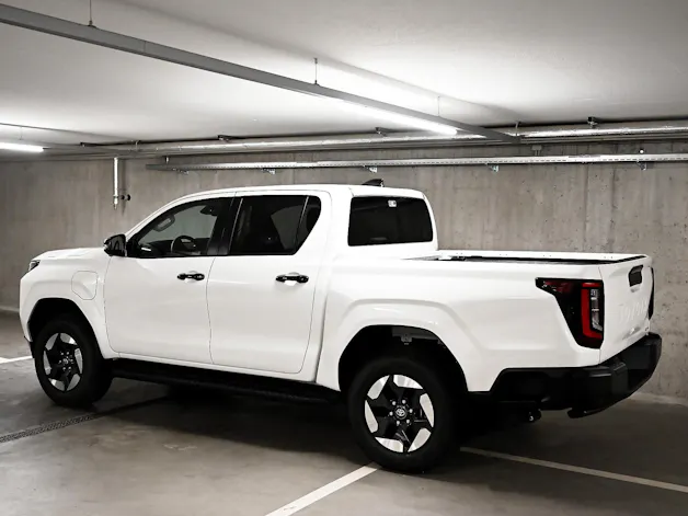 Toyota Hilux Double Cab.-Pick-up 59KWh Style