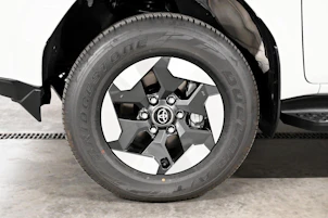 image du véhicule TOYOTA Hilux Double Cab.-Pick-up 59KWh Style