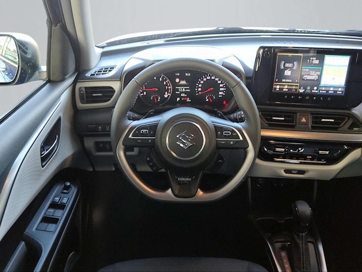 immagine del veicolo SUZUKI SWIFT