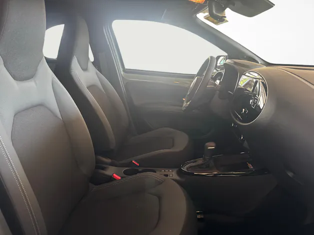 Toyota Aygo X 1.5 VVT-i HSD Style