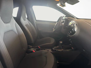 immagine del veicolo TOYOTA Aygo X 1.5 VVT-i HSD Style
