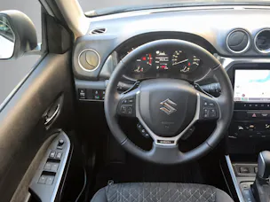 Suzuki Vitara 1.4 T Sakura Top Hybrid 4x4
