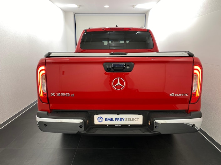 Vehicle image MERCEDES-BENZ X-CLASS