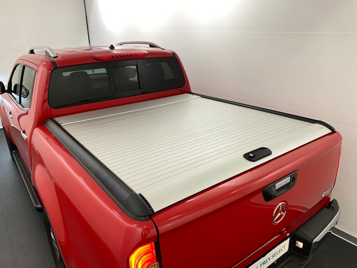 Vehicle image MERCEDES-BENZ X-CLASS