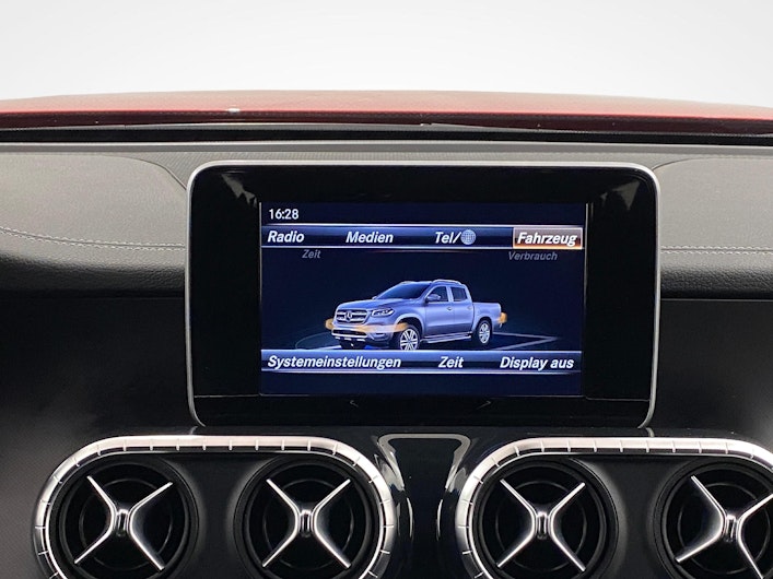 image du véhicule MERCEDES-BENZ X-CLASS