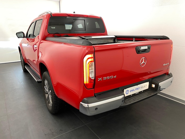 Vehicle image MERCEDES-BENZ X-CLASS