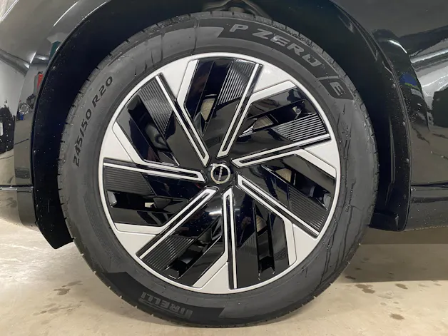 Volvo ES90 Core