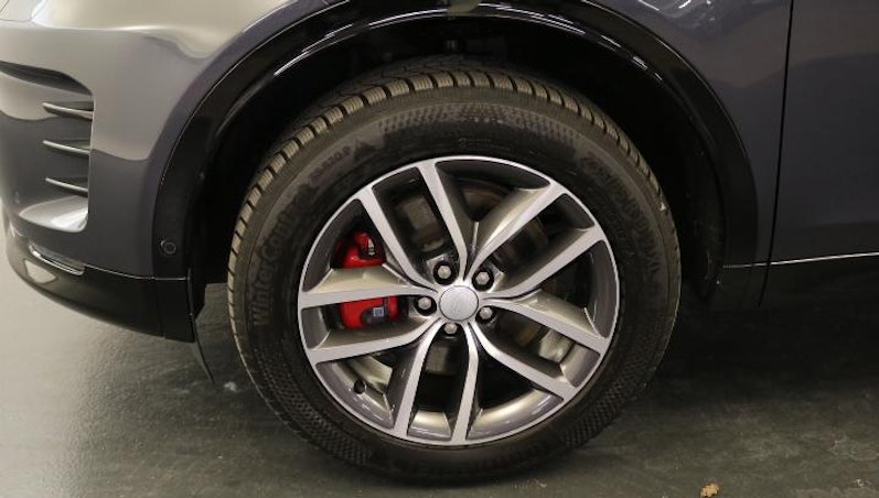 Vehicle image LAND ROVER DISCOVERY SPORT