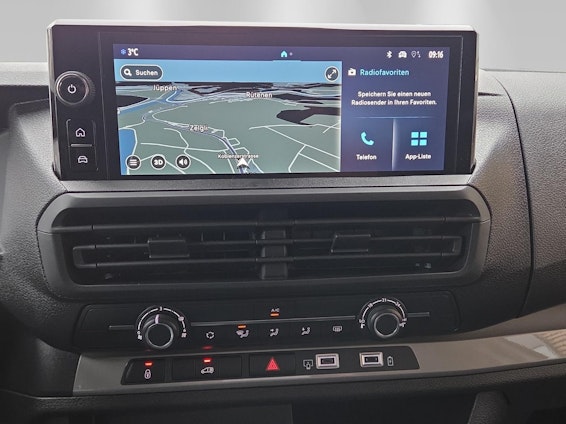 Vehicle image 14 Vehicle image 14