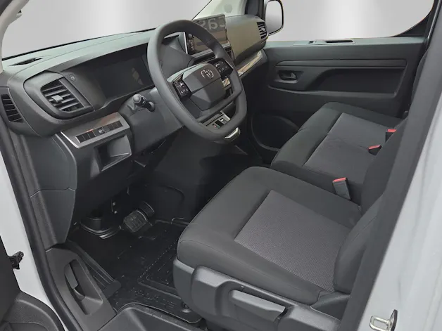 Toyota PROACE Van L2 2.2 D Advanced