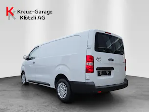 Toyota PROACE Van L2 2.2 D Advanced