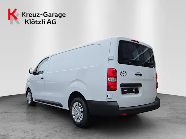 Toyota PROACE Van L2 2.2 D Advanced