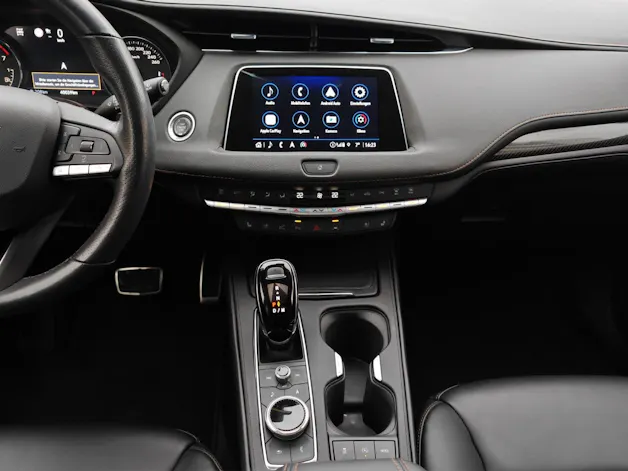 Cadillac XT4 2.0 T Sport AWD