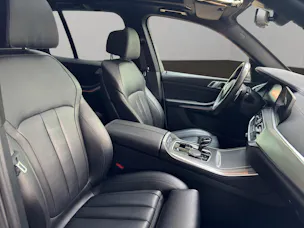 BMW X5 M50i xDrive