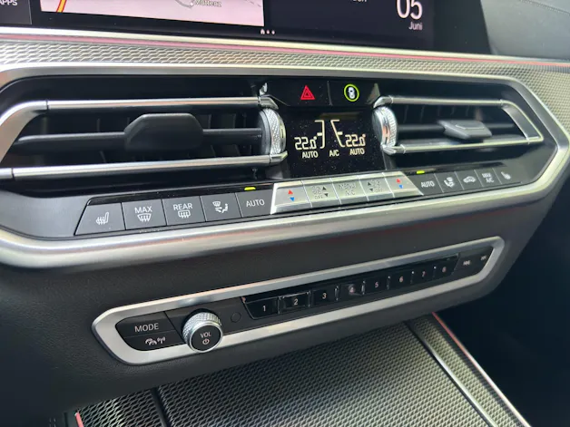 BMW X5 M50i xDrive