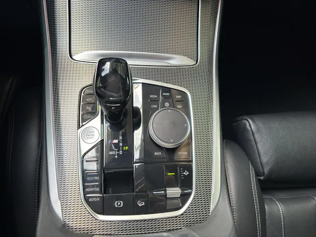 BMW X5 M50i xDrive