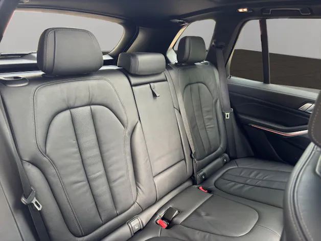 BMW X5 M50i xDrive