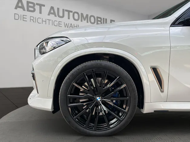 BMW X5 M50i xDrive