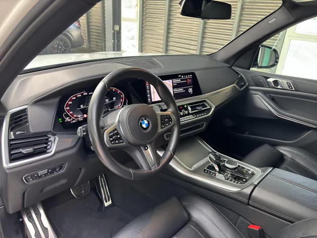 BMW X5 M50i xDrive