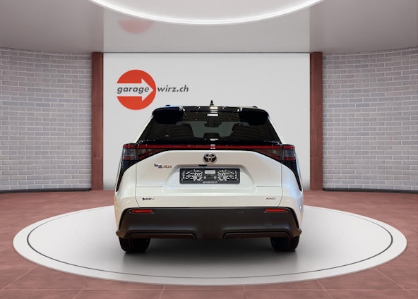 Vehicle image 3 Vehicle image 3