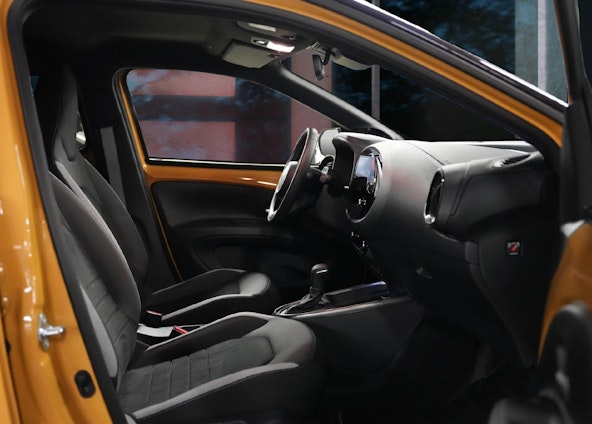 Vehicle image 5 Vehicle image 5