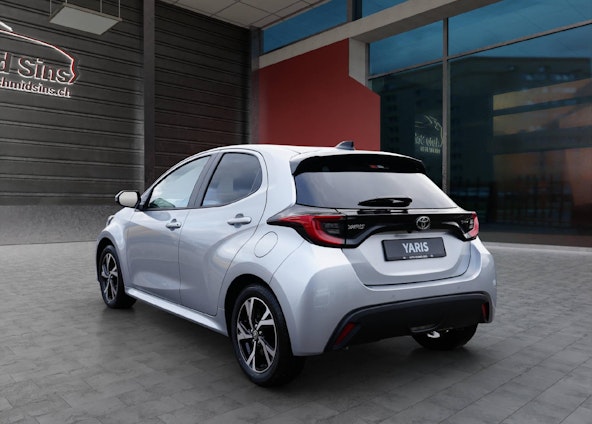 Vehicle image 3 Vehicle image 3