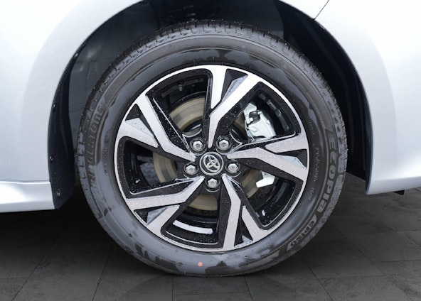 Vehicle image 6 Vehicle image 6