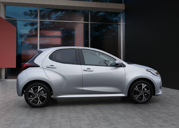 Vehicle image 5 Vehicle image 5