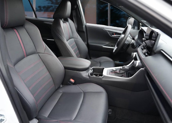 Vehicle image 9 Vehicle image 9