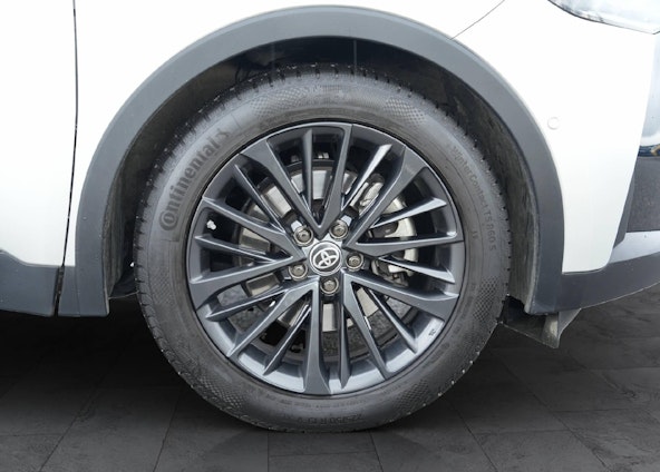 Vehicle image 5 Vehicle image 5