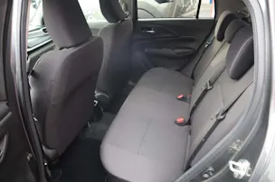 Suzuki Swift 1.2 Sakura Top Hybrid 4x4