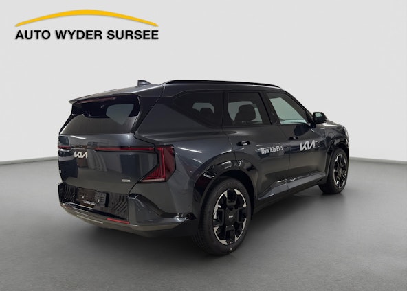 Vehicle image 5 Vehicle image 5