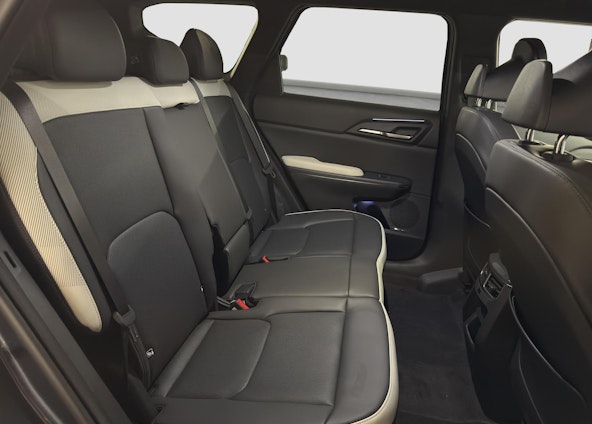 Vehicle image 11 Vehicle image 11