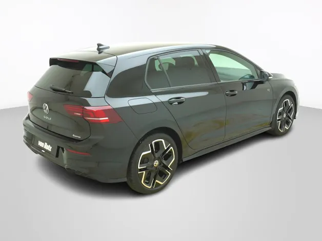 VW Golf VIII 2.0 TSI R-Line DSG 4Motion