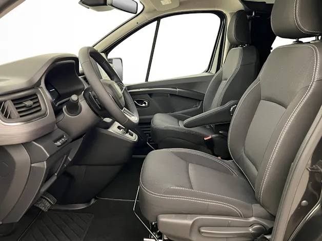 Renault Trafic Spacenomad 2.0 dCi Blue